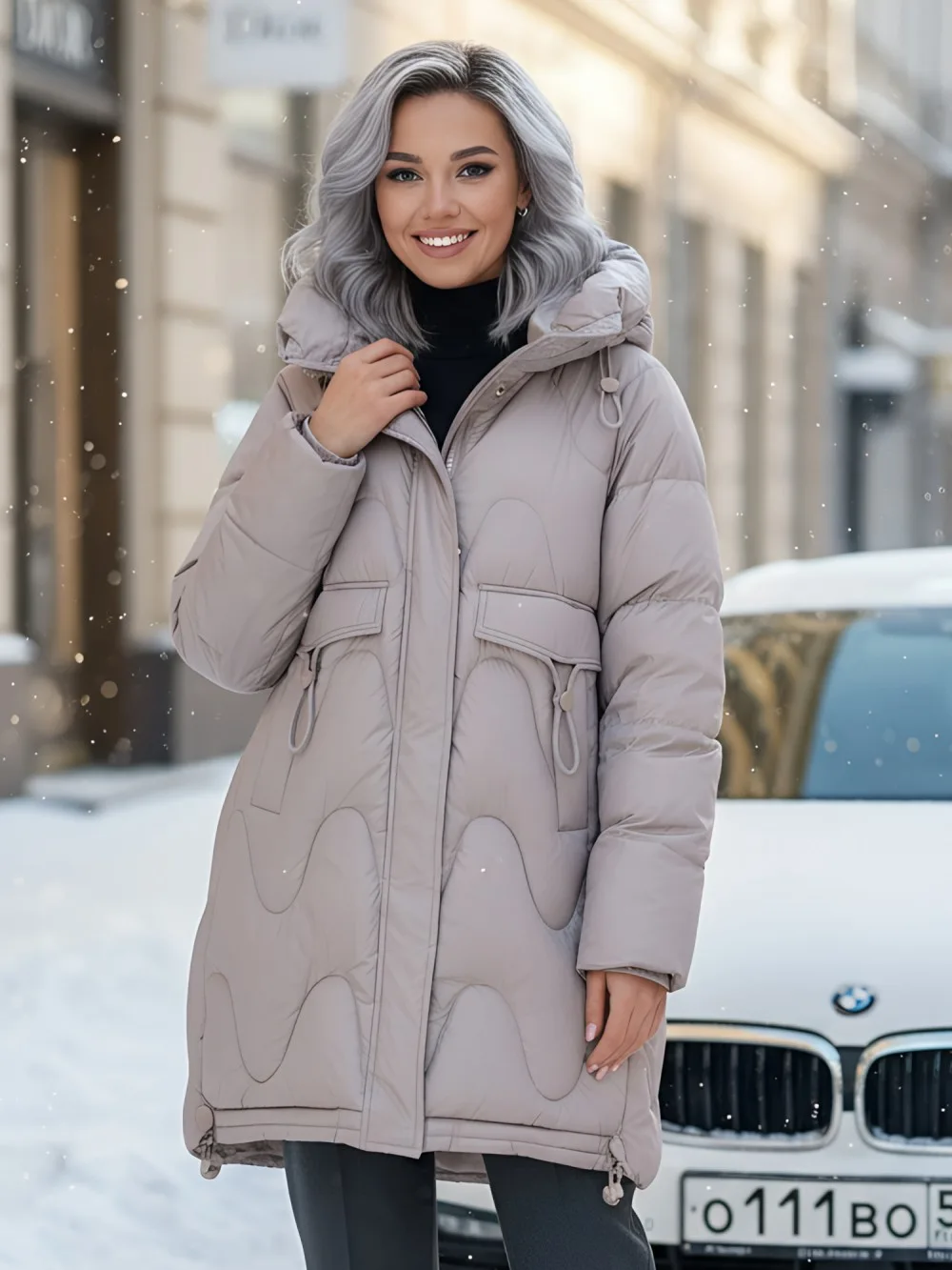 Куртка зимняя женская с капюшоном модная светло-коричневого цвета 7653SK